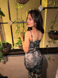 Verified model escort in Kalyani Nagar Pune for discreet booking