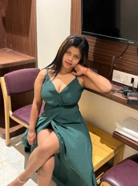 Independent call girl profile for comfortable and confidential service in Aundh Pune