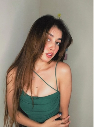 Professional female escort profile photo offering respectful service in Hinjewadi Pune