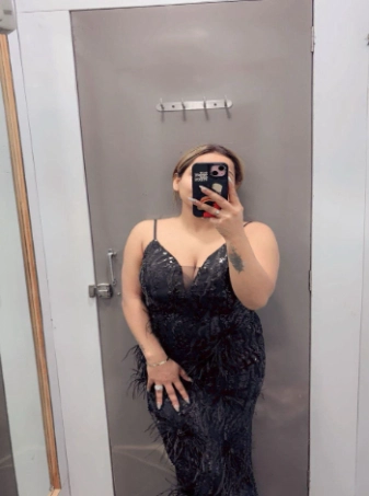 Professional female escort profile photo offering respectful service in Aundh Pune