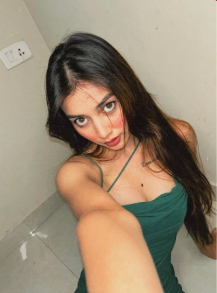 Call girl profile image in Hadapsar Pune for private companionship